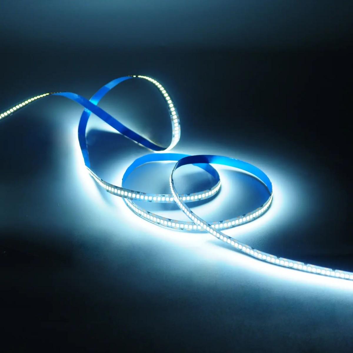 фото лента gauss 14,4w/m 240led/m 2835smd нейтральный белый 5m bt086 | 220svet.ru