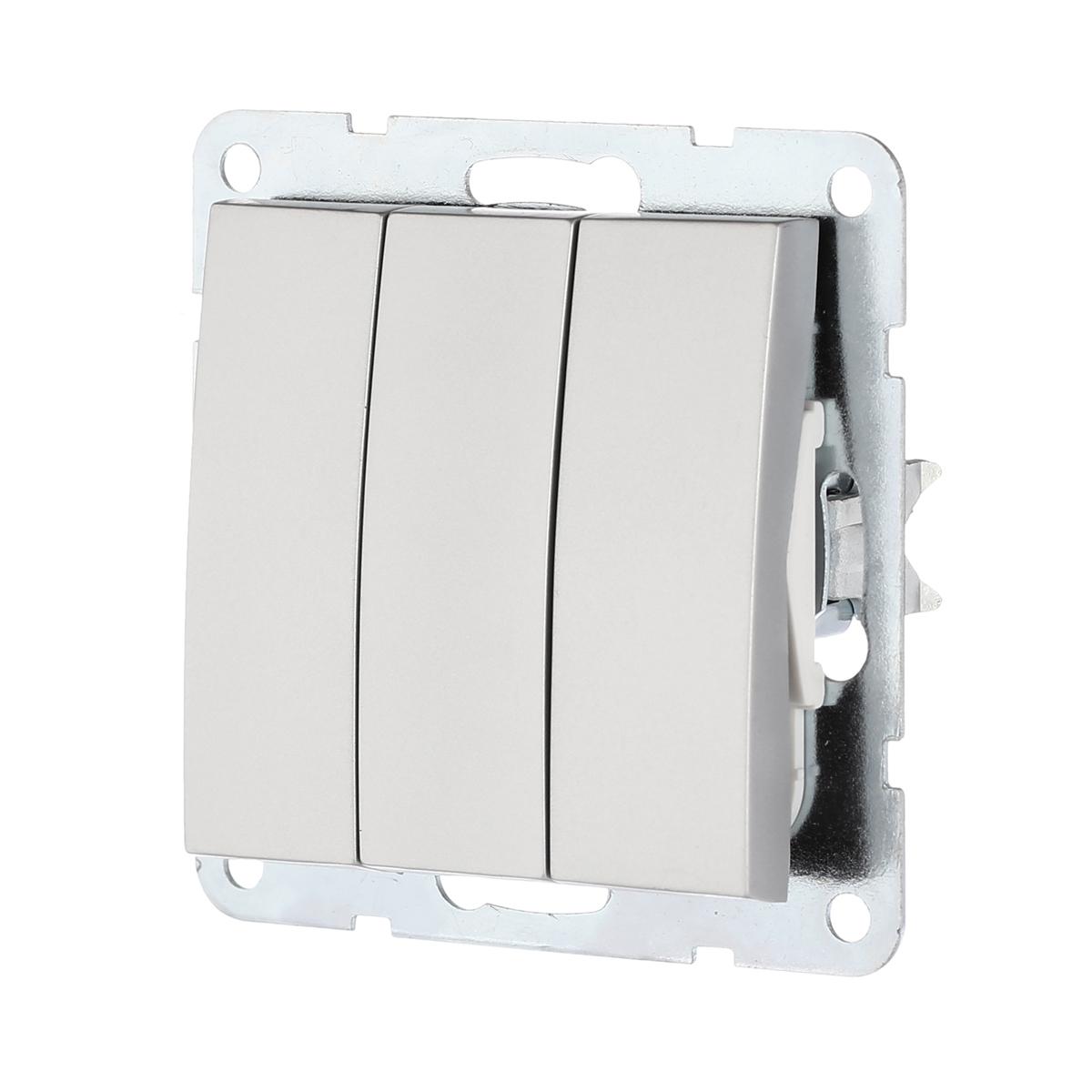 фото выключатель lk studio 3-кл.(схема 1+1+1) 16 a, 250 b (серебристый металлик) 862103-1 | 220svet.ru