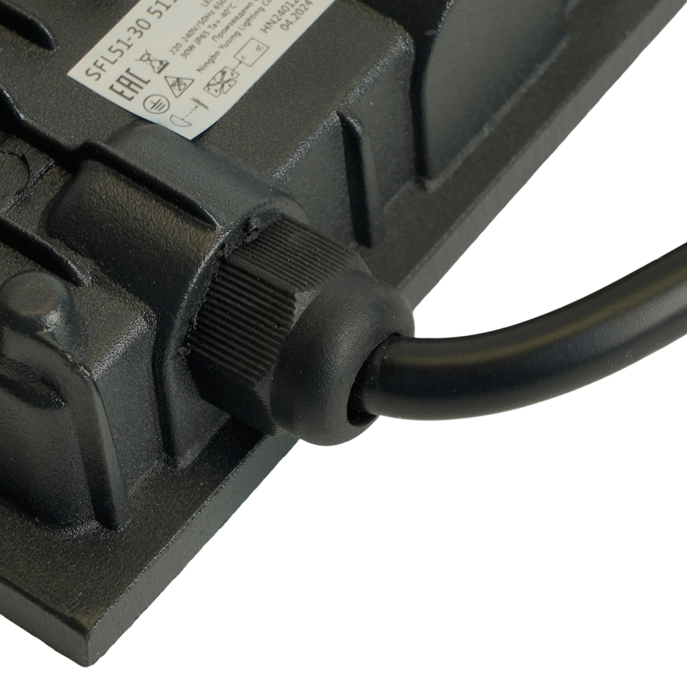 фото светодиодный прожектор saffit sfl51-30 ip65 30w 6500k черный 51193 | 220svet.ru